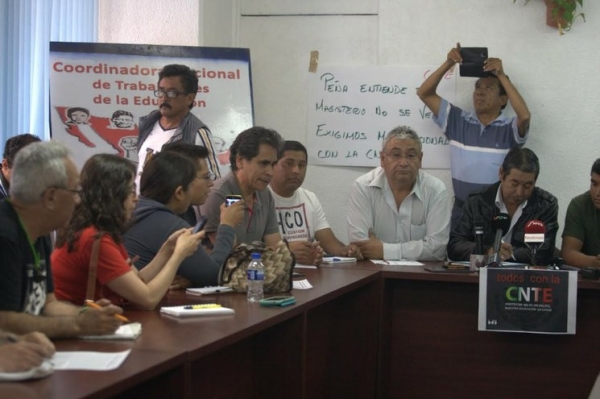 Interpondrá CNTE denuncia por &quot;represión&quot; en desalojo