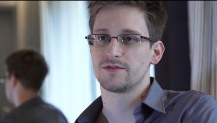 El excontratista de la NSA, Edward Snowden.  Foto: AP / The Guardian