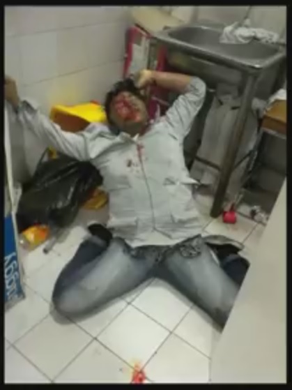 Así encontró el personal de la funeraria a la mujer. Así encontró el personal de la funeraria a la mujer.