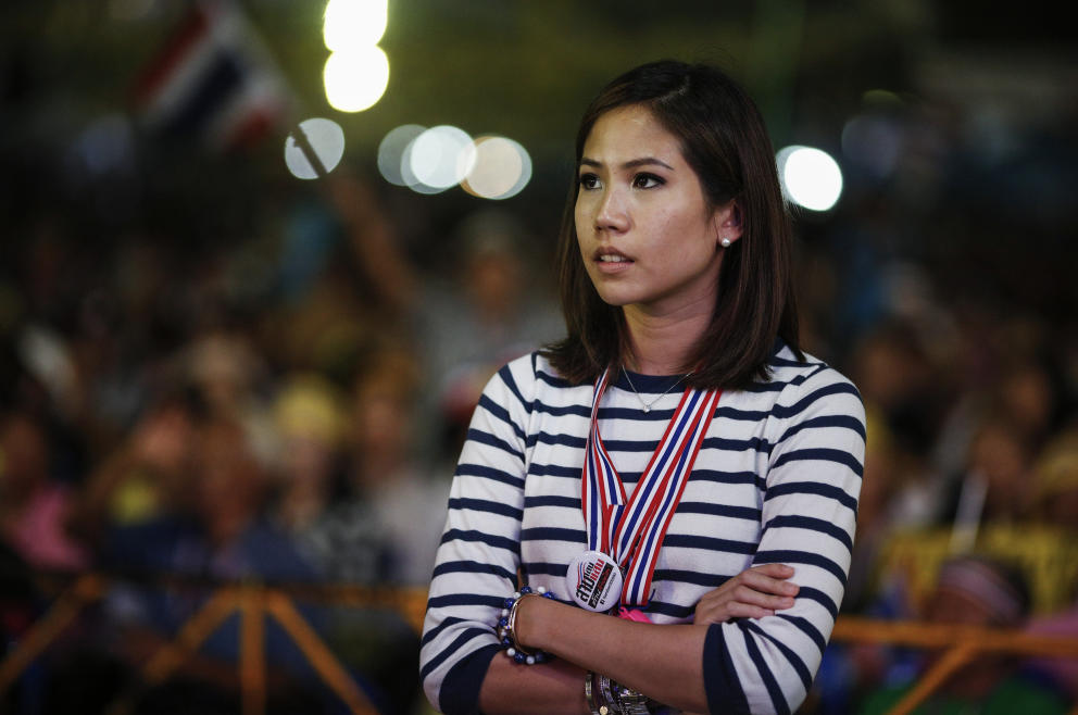 Chitpas Bhirombhakdi, heredera del imperio Singha, la cerveza más vendida de Tailandia, durante una protesta en Bangkok (Reuters). 