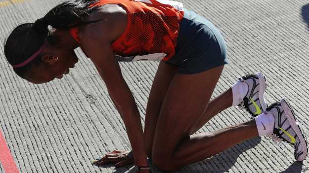 Rita Jeptoo, de Kenia, después de ganar la edición 2014 del maratón de Chicago, en Estados Unidos. 