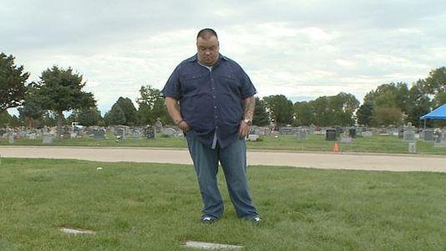 USA TODAY Vance Abeyta en el cementerio