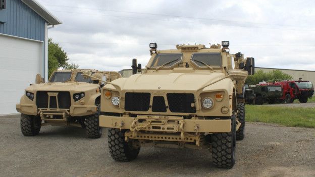 El JLTV busca proteger a las tropas de los explosivos improvisados. El JLTV busca proteger a las tropas de los explosivos improvisados.