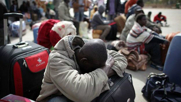 Muchos inmigrantes africanos tuvieron que salir de Libia huyendo de la violencia en 2011. Muchos inmigrantes africanos tuvieron que salir de Libia huyendo de la violencia en 2011.