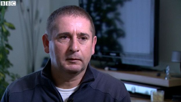 Michael Waters, hermano de Andrew: 