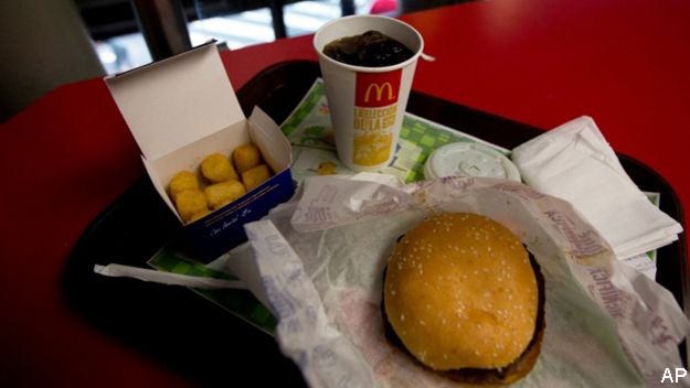 En los McDonald's de Venezuela ahora no hay papas, pero sí arepas y yucas. 