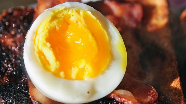 Los huevos deben estar bien cocidos para evitar salmonella.