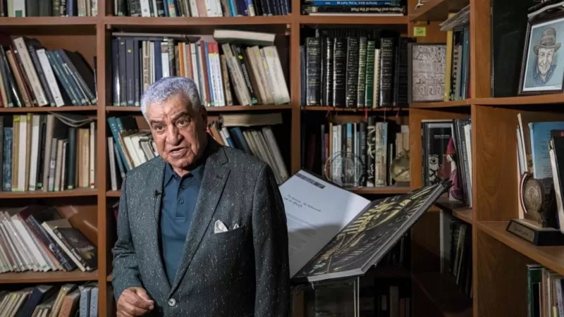 El arqueólogo egipcio Zahi Hawass ha reclamado el retorno de la piedra Rosetta a Egipto.