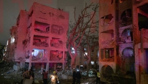 Irán golpea Israel con misil hipersónico y destruye un barrio