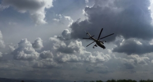 Insurgentes derriban un helicóptero militar sirio