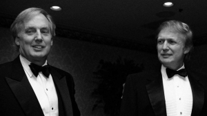 Robert Trump (izquierda) y su hermano Donald Trump en un evento en Nueva York, el 3 de noviembre de 1999.