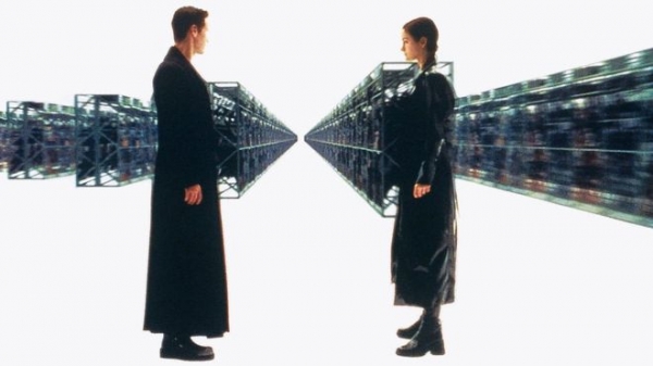 ¿Somos reales? ¿Vivimos en un universo creado? The Matrix articuló esta narrativa como ninguna otra película lo había hecho antes. 