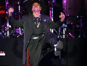 En 38 años de trayectoria artística de la banda, nunca habían sido interrumpidos.