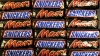 Retiran masivamente las barritas de chocolate Mars y Snickers de 55 países por contener plástico