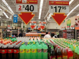 Avalan diputados alza de impuestos a refrescos; la atenúan en bebidas 'light'