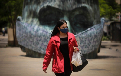 El uso de correcto del cubrebocas reduce la posibilidad de contraer COVID o influenza.