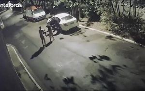 Este insólito asalto ocurrió en las calles de Brasil.