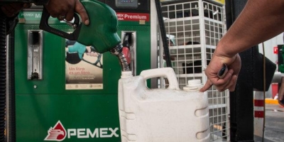 Software pirata permite a gasolineras vender huachicol y engañar a Pemex