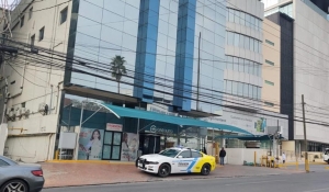 Al joven lo dejaron en el lecho del río Santa Catarina