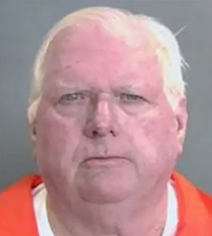 El juez fue liberado al día siguiente de su arresto después de pagar un millón de dólares de fianza.