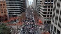 Miles de personas marchan en varias ciudades de EE.UU. en contra de la guerra en Gaza y en apoyo a palestinos