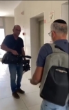 Funcionarios israelíes confiscan equipos de AP y eliminan tomas en vivo del norte de Gaza, citando una nueva ley de medios