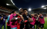 Julián Quiñones celebra el gol contra Chivas en Liguilla