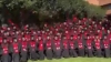 Decenas de estudiantes se caen de tribuna cuando los retrataban para la foto de grado en la Ibero