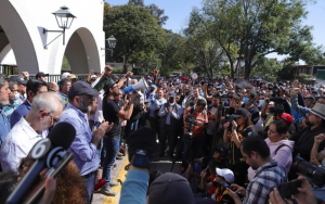 Estudiantes y maestros de la Universidad de Guadalajara harán plantón frente a Casa Jalisco.