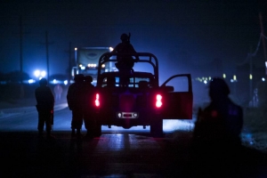Militrares patrullan las calles de Culiacán, en Sinaloa