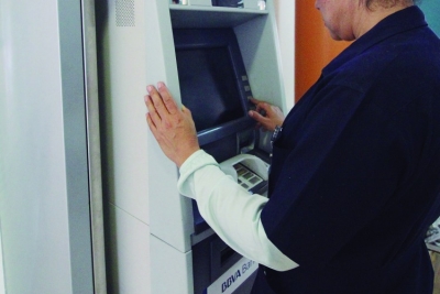 Capturan a seis por trampas en cajeros en Guadalajara