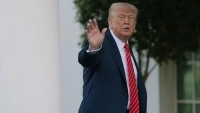 Trump al papa: "Alguien debería explicarle que Irán no puede tener un arma nuclear"