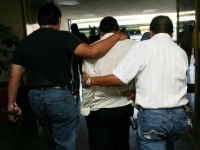 Los detenidos se mostraron agresivos y apuntaron con sus armas a los policías tapatíos.