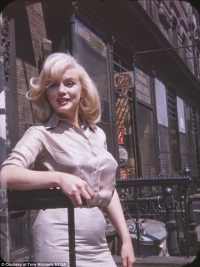 Publican por primera vez fotos únicas de Marilyn Monroe embarazada
