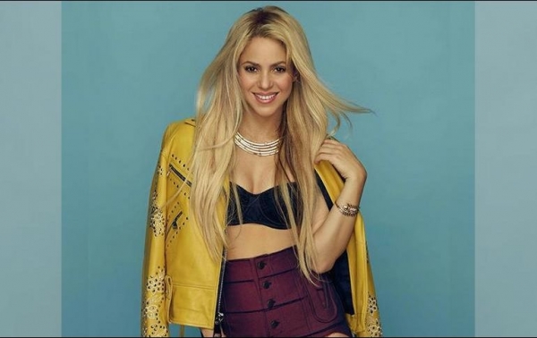 Poco antes de que su nombre apareciera vinculado a los &quot;papeles del paraíso&quot;, Shakira anunció, por motivos médicos, la cancelación del primer concierto de su gira mundial &quot;El Dorado&quot;. 