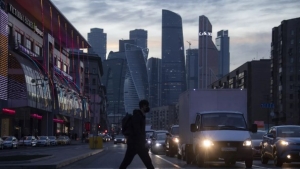 Drones impactan contra varios edificios en Moscú y otros son derribados a sus afueras