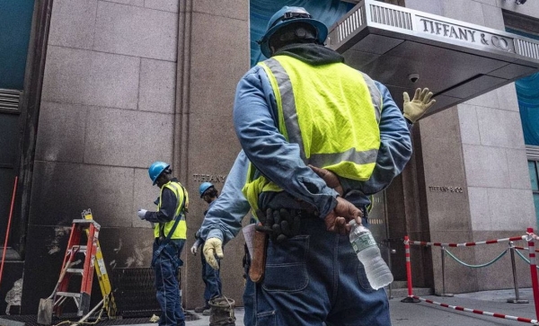 Gran incendio en la icónica tienda de Tiffany &amp; Co en Nueva York