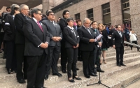 La Asociación Nacional de Magistrados y Jueces del Poder Judicial de la Federación, protestando por la Ley Federal de Remuneraciones frente a la sede del Poder Judicial en la CDMX