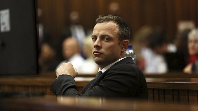 Oscar Pistorius durante el juicio por el asesinato de su novia, en marzo de 2014