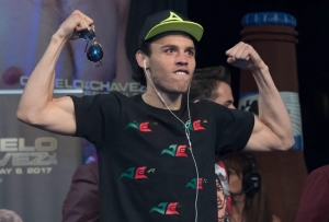 Julio César Chávez Jr, durante la ceremonia de pesaje previo a la función Canelo Vs Chávez Jr.