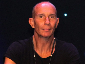 Erik Rubin se irá de casa de Andrea Legarreta