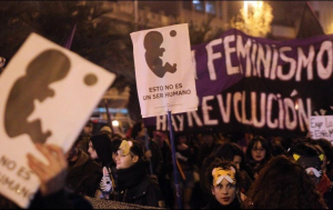 El martes pasado, la Suprema Corte de México aprobó que niñas y adolescentes puedan acceder de forma voluntaria al aborto sin aval de sus padres.