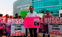 Familiares de Jennifer Flores Tlapale protestan en Puebla