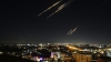 Se ven misiles disparados desde Irán surcando los cielos sobre la ciudad de Hebrón.