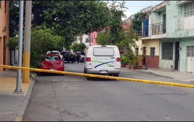 Un comerciante de unos 20 años fue ultimado en Fontaneros y Río Nilo hacia las 15:30 horas; laboraba en un local de celulares cuando ocurrió la agresión.