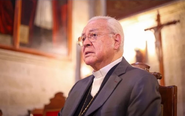 Modificar la Ley de Registro Civil de Jalisco para permitir que los menores de edad puedan cambiar su nombre, su edad y su género en su acta de nacimiento es una aberración, señaló José Francisco Robles Ortega, Cardenal de Guadalajara.