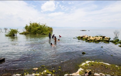 El agua contaminada que el río Lerma lleva al lago de Chapala ha sido señalada como fuente de peligro para los habitantes de la zona.