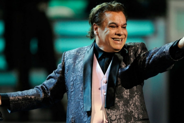 Juan Gabriel, “El Divo de Juárez”. 