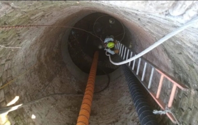 Los elementos municipales, además, llevaron a cabo trabajos de limpieza y prevención en la noria para evitar cualquier riesgo de propagación de los gases tóxicos en las casas vecinas.