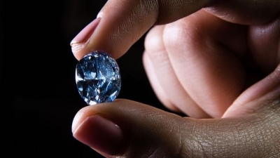 Las características del diamante van mucho más allá de su belleza. Científicos creen que tiene el potencial de revolucionar los métodos de almacenamiento de información.